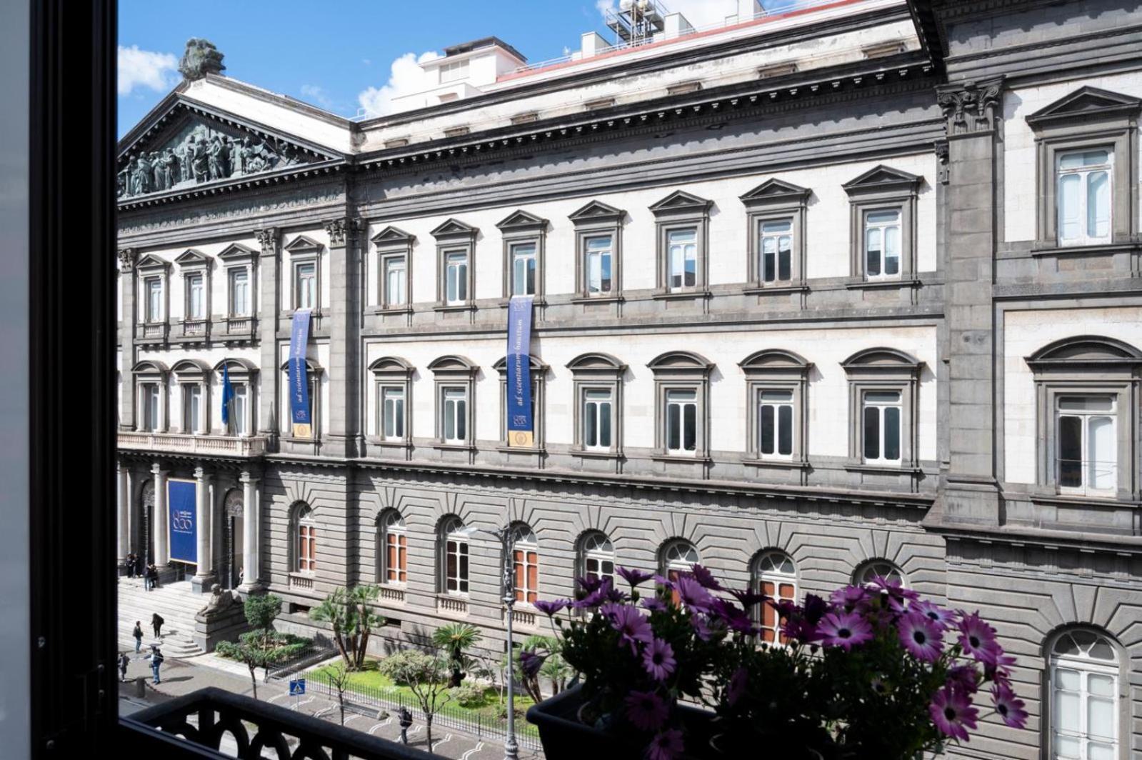 Dimora Angioina Hotel Naples Exterior photo